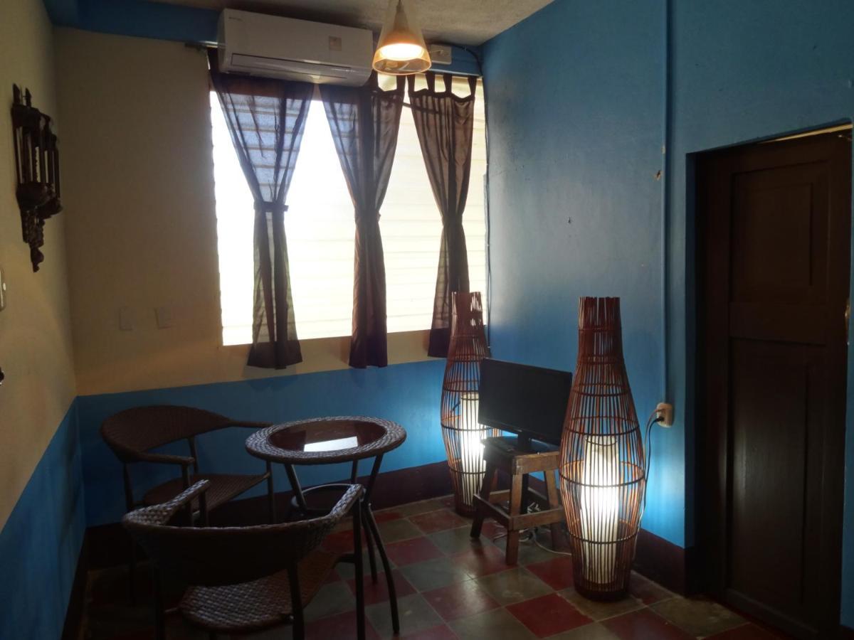 Hostal Harvest House León Kültér fotó