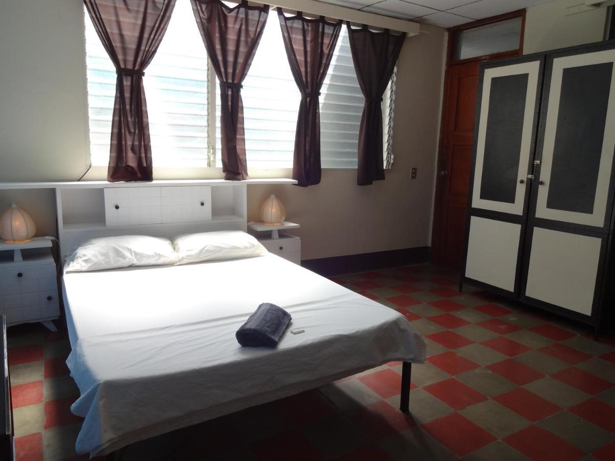 Hostal Harvest House León Kültér fotó