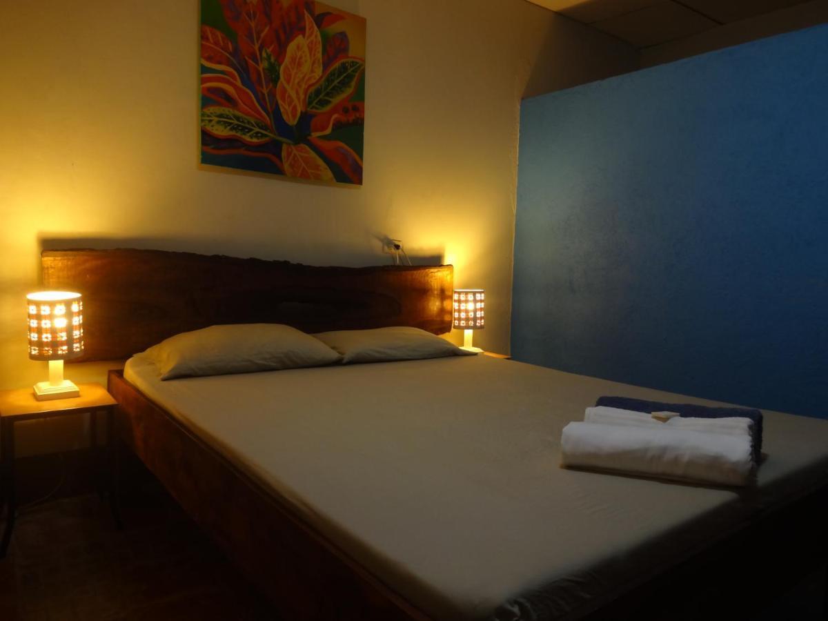 Hostal Harvest House León Kültér fotó